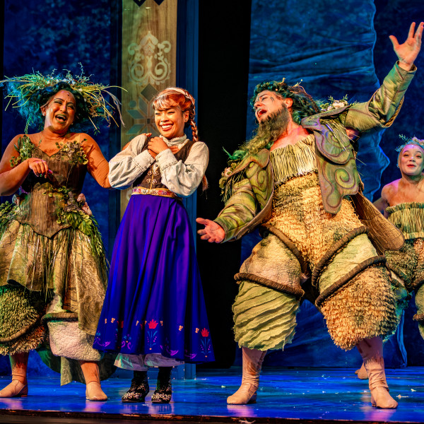 Pictured: Company Members in Disney’s Frozen. Director – Rachel Peake. Musical Director – Alexandra Kane. Choreographer – Ainsley Hillyard. Music Supervisor – Steven Greenfield. Set & Costume Designer – Cory Sincennes. Projection Designer – Amelia Scott. Lighting Designer – Jareth Li. Sound Designer – Owen Hutchinson. Stage Manager – Kelly Luft. Photography by Dahlia Katz. 