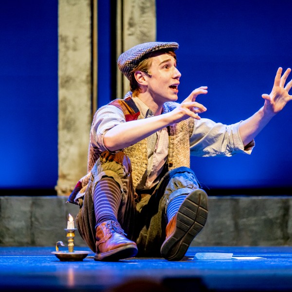 Pictured: Company members of Disney’s NEWSIES at the Grand Theatre. Directed by Ray Hogg. Music Direction by Matthew Atkins. Choreographed by Krista Leis. Set Design Consultant: Joshua Quinlan. Costume Design by Lisa Wright. Lighting Design by Echo Zhou周芷會. Sound Design by Emily Porter. Fight Director: Mike Dufays. Disability Consultant: Kristi Hansen. Stage Management by Melissa Cameron. Photography by Dahlia Katz.